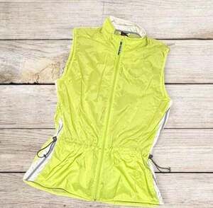 Nike Lightweight Neon Green Athletic Zip-Up Vest Size XL (16-18)
